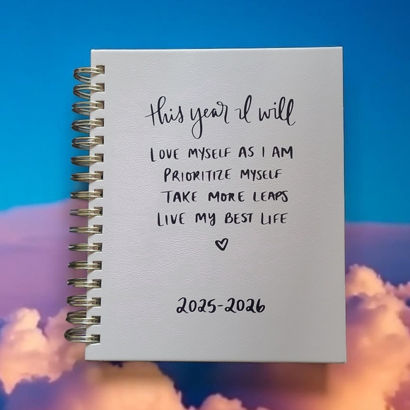 Inspirational Blush Pink Planner - July 2025- December 2026 - Picture 1 of 8
